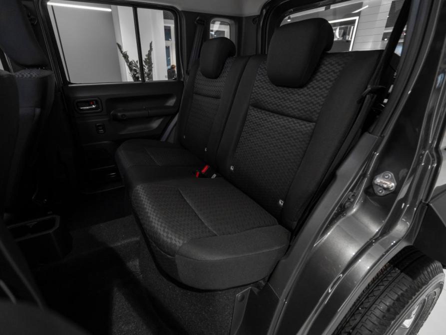 Suzuki Jimny IV Москва  - изображение 12