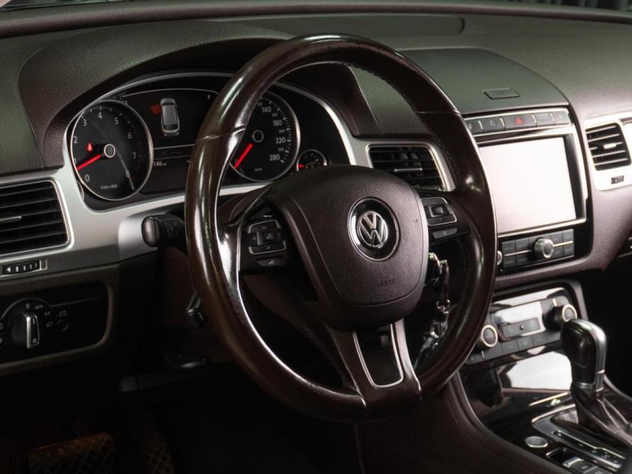 Volkswagen Touareg II Рестайлинг Тюмень  - изображение 20