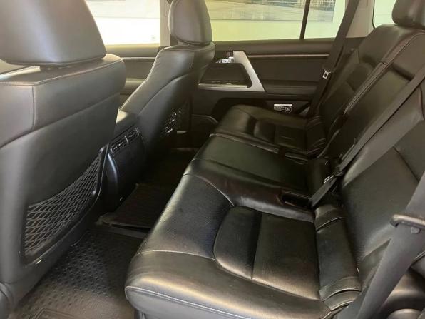 Toyota Land Cruiser 200 Series Рестайлинг 1 с пробегом 2014 года, цена 3 350 000 рублей, 286000 км, внедорожник, Автокод Объявления