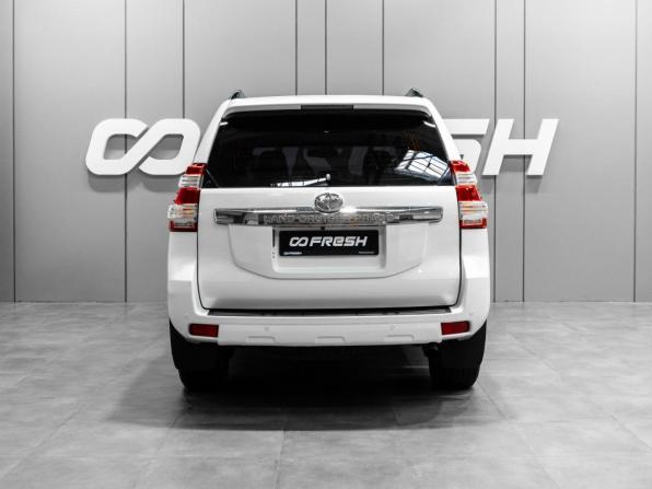 Toyota Land Cruiser Prado 150 Series Рестайлинг 1 с пробегом 2015 года, цена 3 949 000 рублей, 202836 км, внедорожник, Автокод Объявления