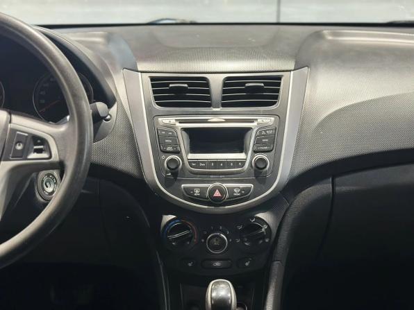 Hyundai Solaris I Рестайлинг с пробегом 2014 года, цена 1 070 000 рублей, 166500 км, седан, Автокод Объявления