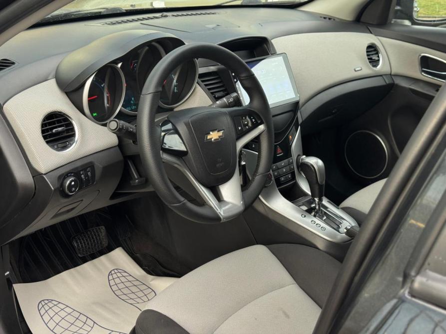 Chevrolet Cruze I Ульяновск  - изображение 8