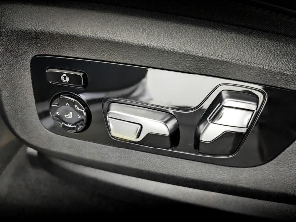 BMW X6 III (G06) Рестайлинг с пробегом 2024 года, цена 12 622 100 рублей, 17235 км, внедорожник, Автокод Объявления