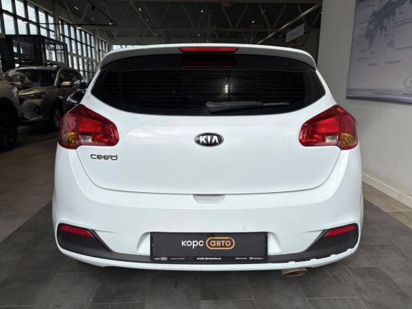 Kia Ceed II с пробегом 2014 года, цена 1 010 000 рублей, 108627 км, хэтчбек, Автокод Объявления