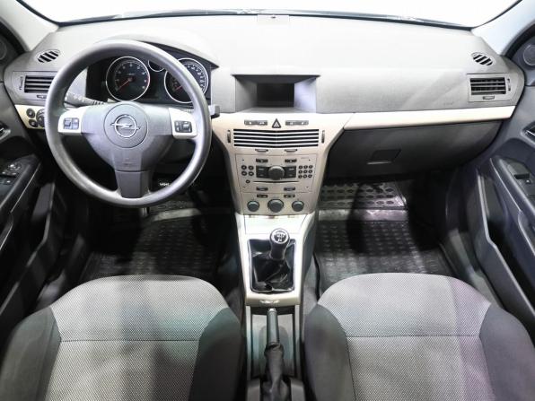 Opel Astra H Рестайлинг с пробегом 2008 года, цена 639 900 рублей, 188000 км, седан, Автокод Объявления