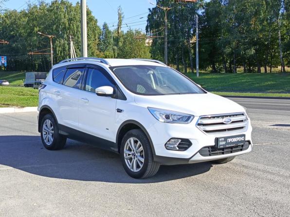 Ford Kuga II Рестайлинг с пробегом 2018 года, цена 1 444 000 рублей, 97380 км, внедорожник, Автокод Объявления