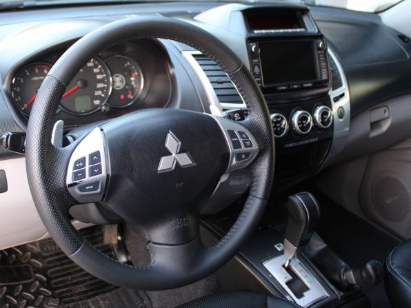Mitsubishi Pajero Sport II Рестайлинг с пробегом 2014 года, цена 1 799 000 рублей, 158683 км, внедорожник, Автокод Объявления