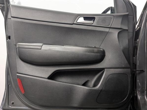 Kia Sportage IV Рестайлинг с пробегом 2019 года, цена 1 950 000 рублей, 105706 км, внедорожник, Автокод Объявления