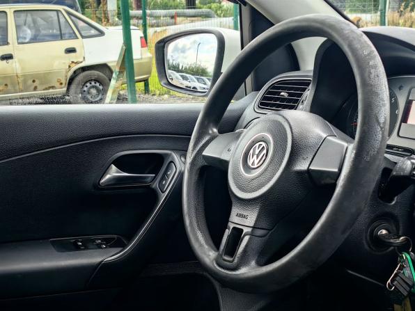Volkswagen Polo V с пробегом 2012 года, цена 399 000 рублей, 345000 км, седан, Автокод Объявления