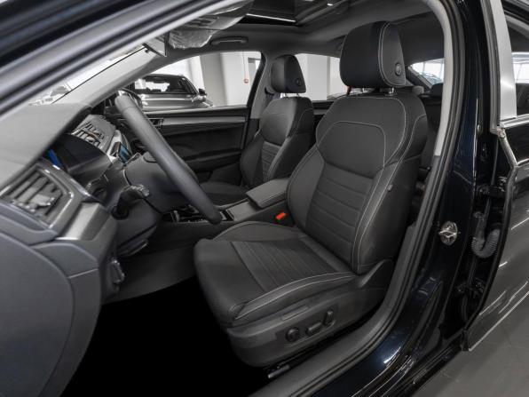 Skoda Superb III Рестайлинг с пробегом 2025 года, цена 3 255 000 рублей, 13 км, лифтбек, Автокод Объявления