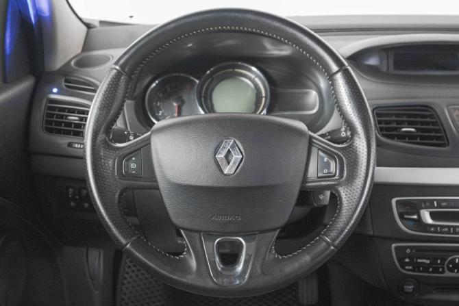 Renault Fluence I с пробегом 2012 года, цена 689 000 рублей, 185200 км, седан, Автокод Объявления