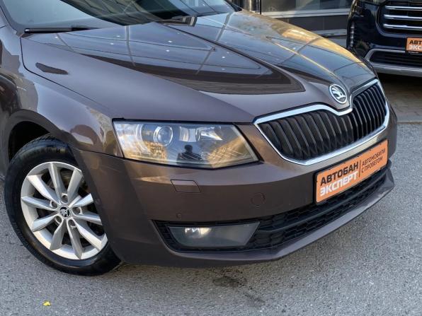 Skoda Octavia III (A7) с пробегом 2014 года, цена 929 000 рублей, 307453 км, лифтбек, Автокод Объявления