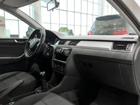 Skoda Rapid I Рестайлинг с пробегом 2018 года, цена 1 099 000 рублей, 140385 км, лифтбек, Автокод Объявления