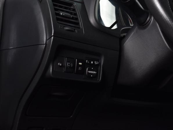 Toyota Corolla X (E140 E150) Рестайлинг с пробегом 2013 года, цена 1 249 999 рублей, 181000 км, седан, Автокод Объявления