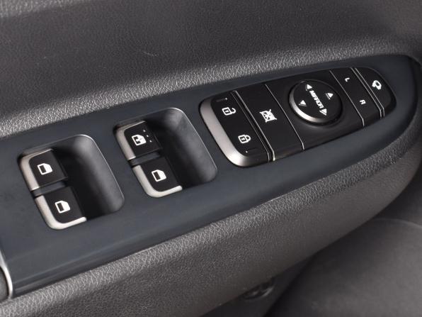 Kia Rio IV Рестайлинг с пробегом 2021 года, цена 1 814 995 рублей, 45129 км, хэтчбек, Автокод Объявления