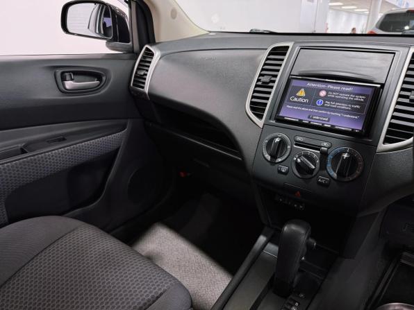 Nissan Wingroad III (Y12) с пробегом 2016 года, цена 940 000 рублей, 164124 км, универсал, Автокод Объявления