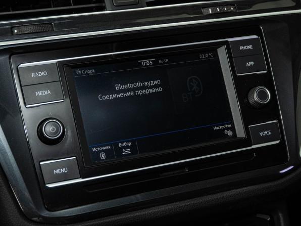 Volkswagen Tiguan II Рестайлинг с пробегом 2020 года, цена 2 428 000 рублей, 112639 км, внедорожник, Автокод Объявления