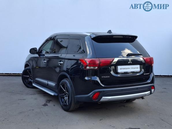 Mitsubishi Outlander III Рестайлинг 2 с пробегом 2016 года, цена 1 800 000 рублей, 181075 км, внедорожник, Автокод Объявления