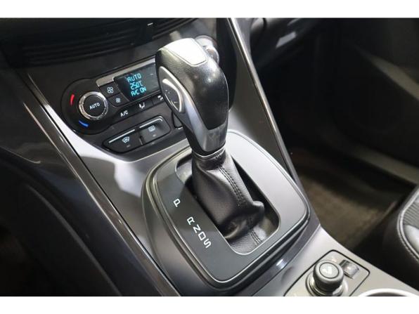 Ford Kuga II с пробегом 2015 года, цена 1 299 000 рублей, 141467 км, внедорожник, Автокод Объявления