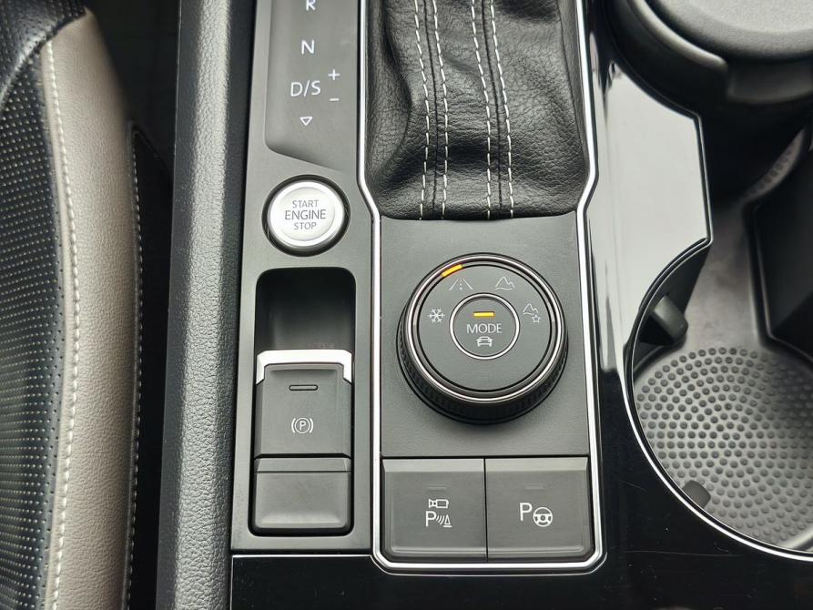 Volkswagen Teramont I Рестайлинг Москва  - изображение 23