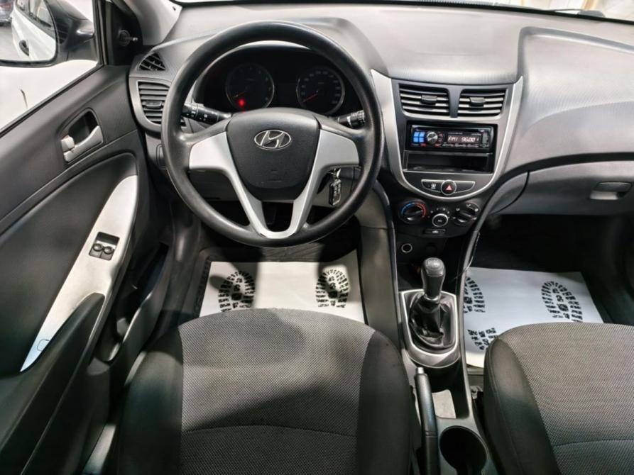 Hyundai Solaris I Курск  - изображение 9