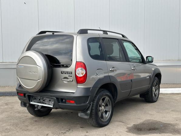 Chevrolet Niva I Рестайлинг с пробегом 2017 года, цена 836 000 рублей, 65208 км, внедорожник, Автокод Объявления