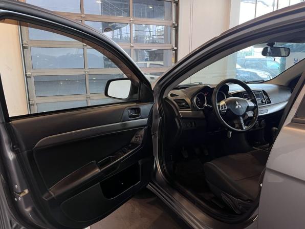 Mitsubishi Lancer X Рестайлинг с пробегом 2012 года, цена 998 000 рублей, 174688 км, седан, Автокод Объявления