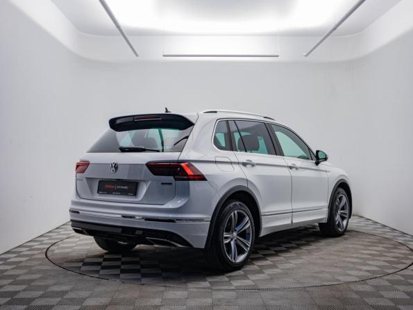 Volkswagen Tiguan II с пробегом 2020 года, цена 2 990 000 рублей, 92460 км, внедорожник, Автокод Объявления