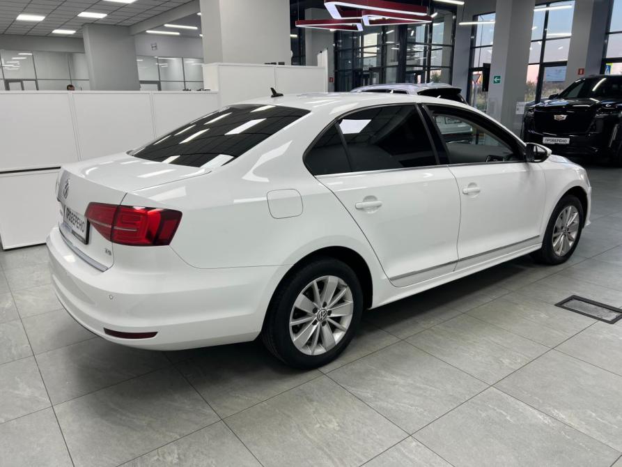 Volkswagen Jetta VI Рестайлинг Казань  - изображение 6