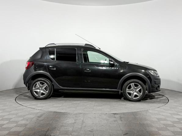 Renault Sandero II с пробегом 2016 года, цена 1 090 000 рублей, 50699 км, хэтчбек, Автокод Объявления