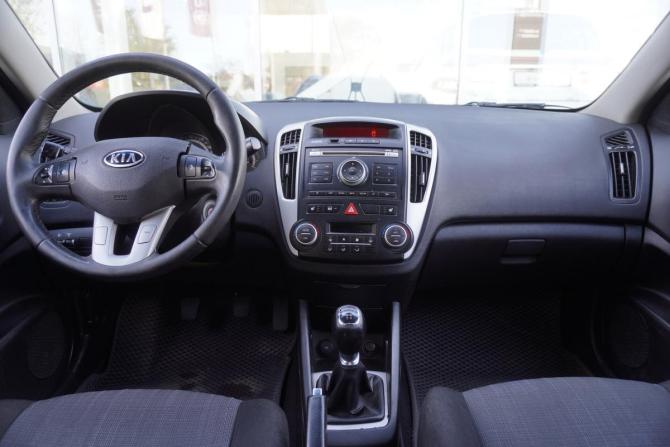 Kia Ceed I Рестайлинг с пробегом 2010 года, цена 689 000 рублей, 218000 км, универсал, Автокод Объявления