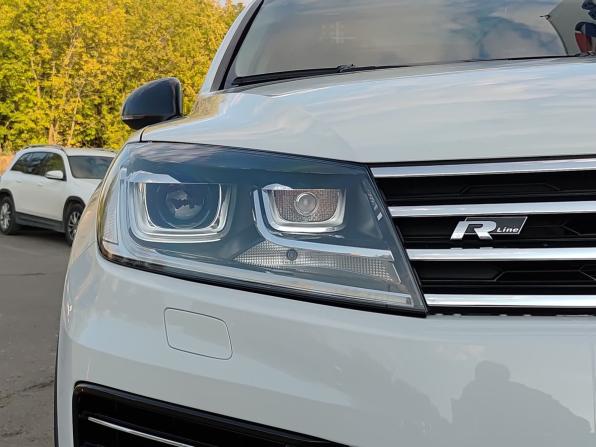 Volkswagen Touareg II Рестайлинг с пробегом 2017 года, цена 3 790 000 рублей, 115279 км, внедорожник, Автокод Объявления