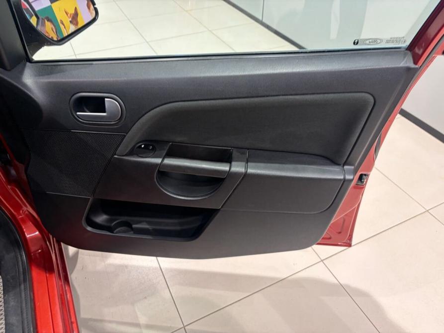 Ford Fiesta Mk5 Екатеринбург  - изображение 16