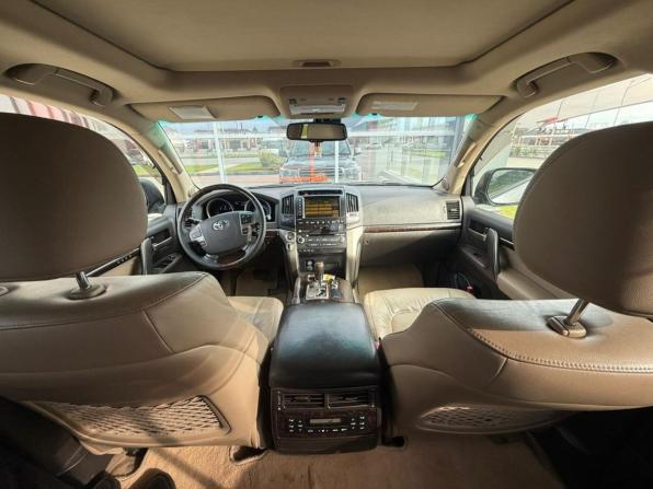 Toyota Land Cruiser 200 Series с пробегом 2011 года, цена 3 650 000 рублей, 268268 км, внедорожник, Автокод Объявления