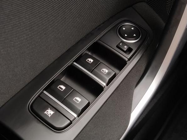Kia Ceed III с пробегом 2019 года, цена 1 850 000 рублей, 102500 км, хэтчбек, Автокод Объявления