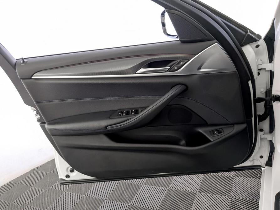 BMW 5 серии VII (G30/G31/G38) Рестайлинг Москва  - изображение 19