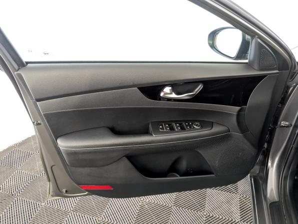 Kia Cerato IV с пробегом 2021 года, цена 1 900 000 рублей, 101335 км, седан, Автокод Объявления