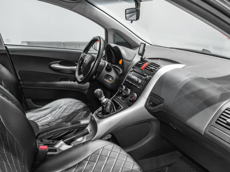 Toyota Auris I Рестайлинг Екатеринбург  - изображение 13