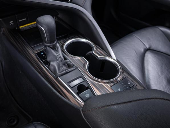 Toyota Camry VIII (XV70) с пробегом 2019 года, цена 2 380 000 рублей, 109027 км, седан, Автокод Объявления