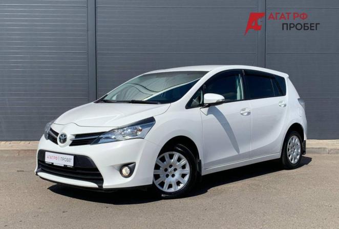 Toyota Verso I Рестайлинг с пробегом 2014 года, цена 1 680 000 рублей, 66812 км, компактвэн, Автокод Объявления