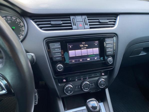 Skoda Octavia III (A7) с пробегом 2013 года, цена 999 000 рублей, 152940 км, лифтбек, Автокод Объявления