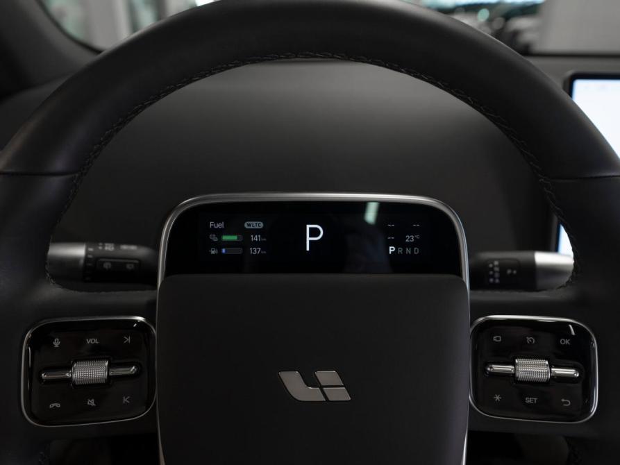 Li Auto (Lixiang) L6 Москва  - изображение 12