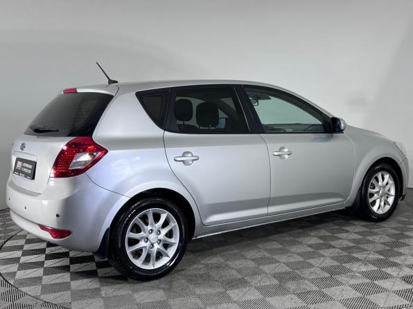 Kia Ceed I Рестайлинг с пробегом 2011 года, цена 760 000 рублей, 156408 км, хэтчбек, Автокод Объявления