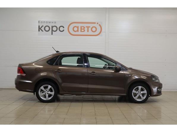 Volkswagen Polo V Рестайлинг с пробегом 2018 года, цена 1 339 000 рублей, 138431 км, седан, Автокод Объявления