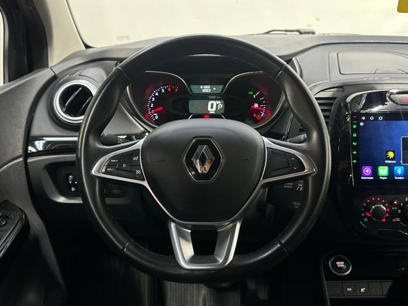 Renault Kaptur I Рестайлинг с пробегом 2021 года, цена 1 650 000 рублей, 60999 км, внедорожник, Автокод Объявления