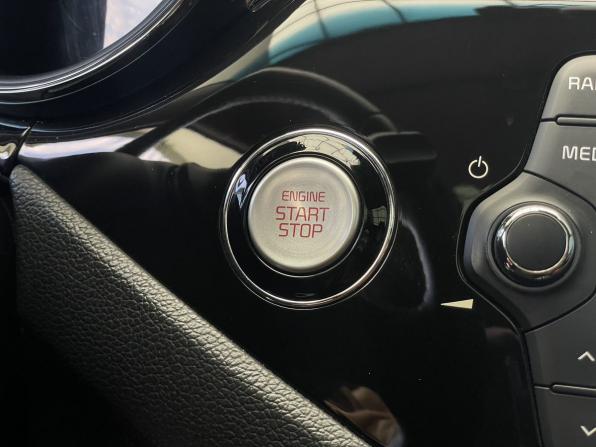 Kia Ceed II Рестайлинг с пробегом 2017 года, цена 1 637 000 рублей, 73814 км, хэтчбек, Автокод Объявления