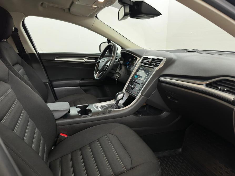 Ford Mondeo V Москва  - изображение 13