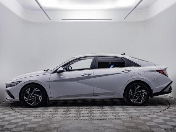 Hyundai Elantra VII (CN7) Рестайлинг с пробегом 2023 года, цена 2 340 000 рублей, 8500 км, седан, Автокод Объявления