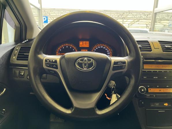 Toyota Avensis III с пробегом 2009 года, цена 729 000 рублей, 270000 км, седан, Автокод Объявления