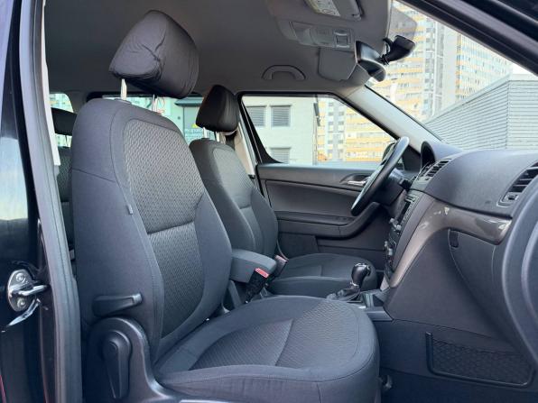 Skoda Yeti I Рестайлинг с пробегом 2014 года, цена 1 175 000 рублей, 188736 км, внедорожник, Автокод Объявления